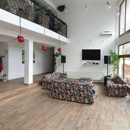 Bed & Breakfast Casuta Din Padure *