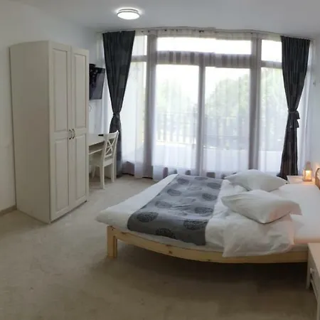 Bed & Breakfast Casuta Din Padure Dragus